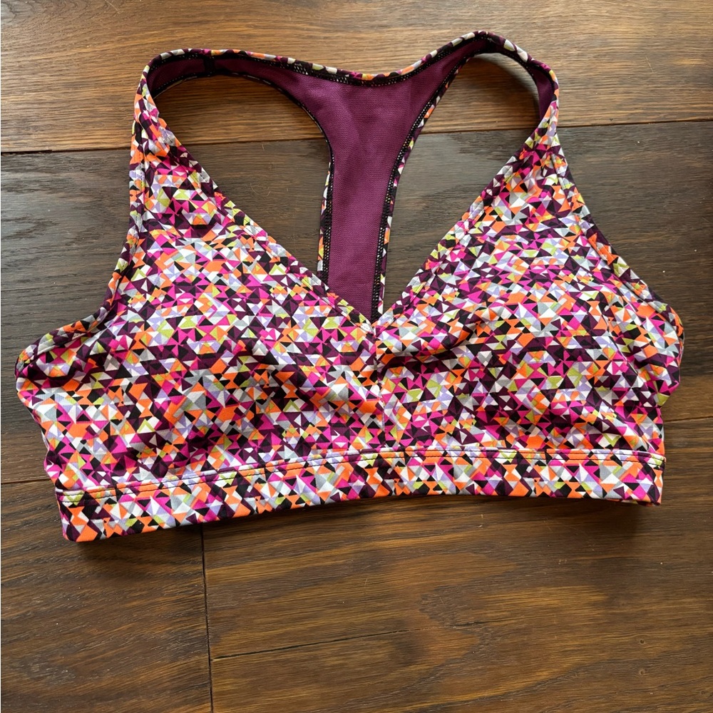 Victorias Secret Strappy Sports Bra multicolor geometric print medium